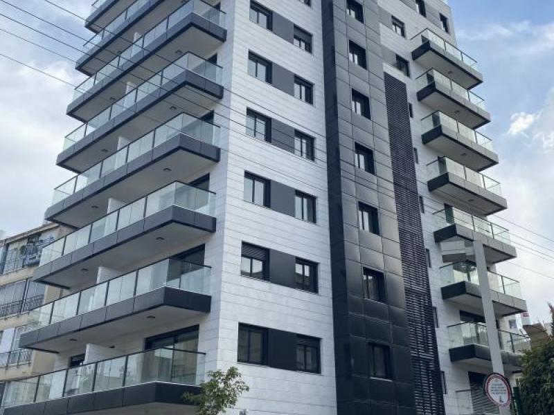 בניין מגורים ,גבעתיים