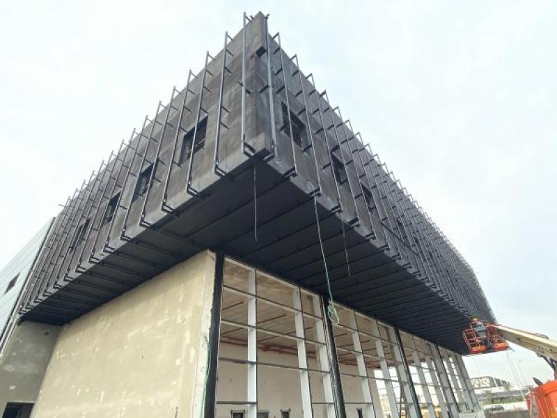 בניין משרדים ,כפר סבא