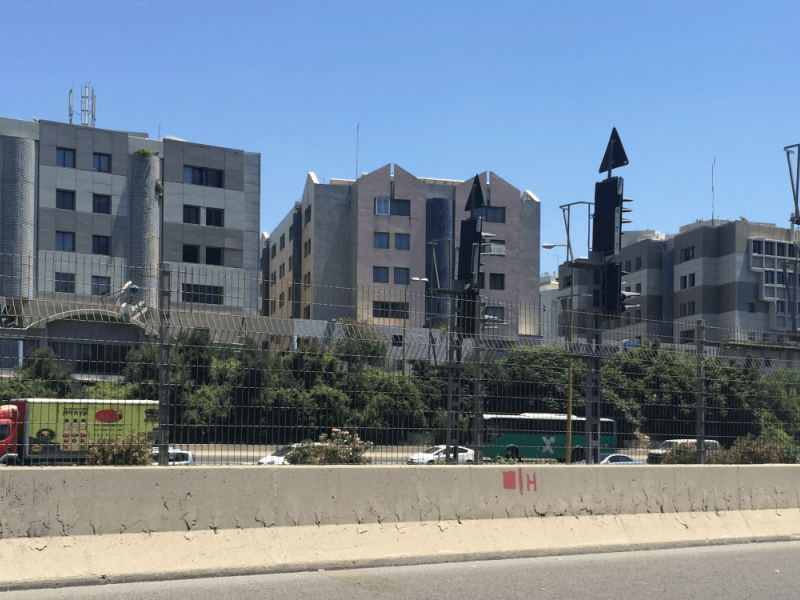 יגאל אלון - בניין משרדים