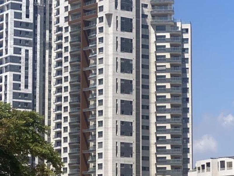 הבניין מגורים פפושדו נתניה